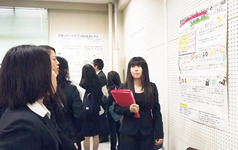 卒業論文中間発表会(画像)